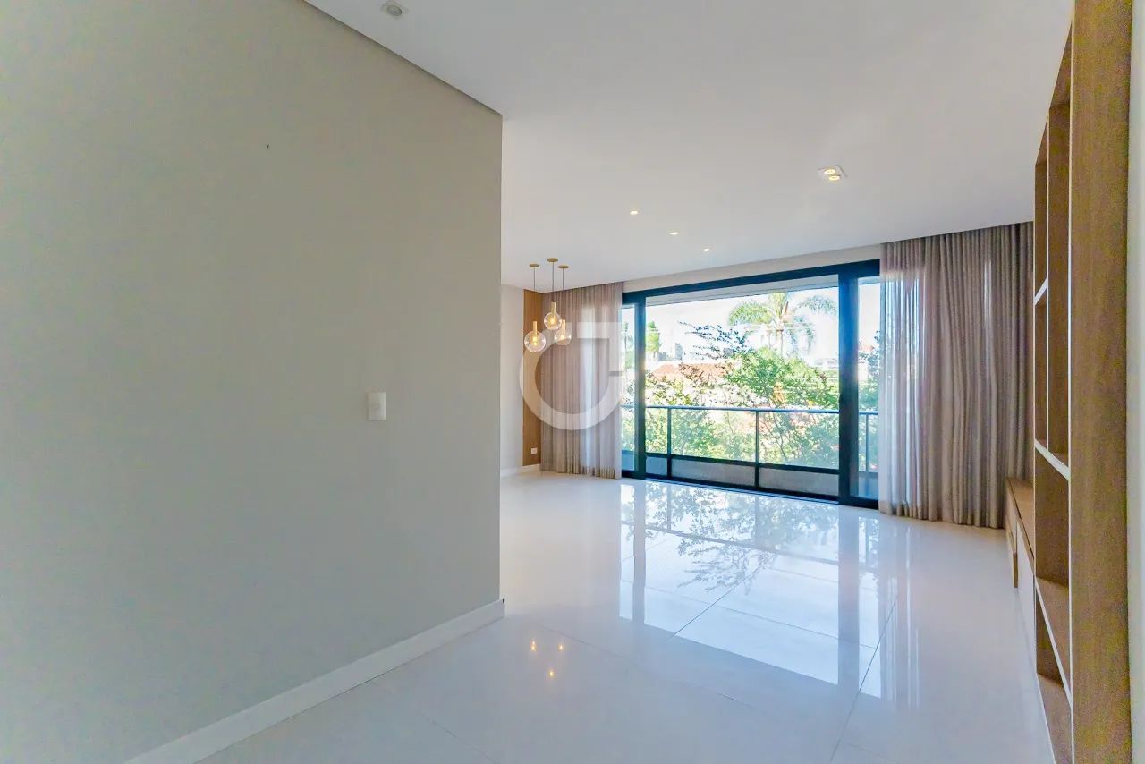 Apartamento de 100m² à Venda no Cabral  Com 2 Quartos sendo uma Suíte e 2 Vagas - Foto 3
