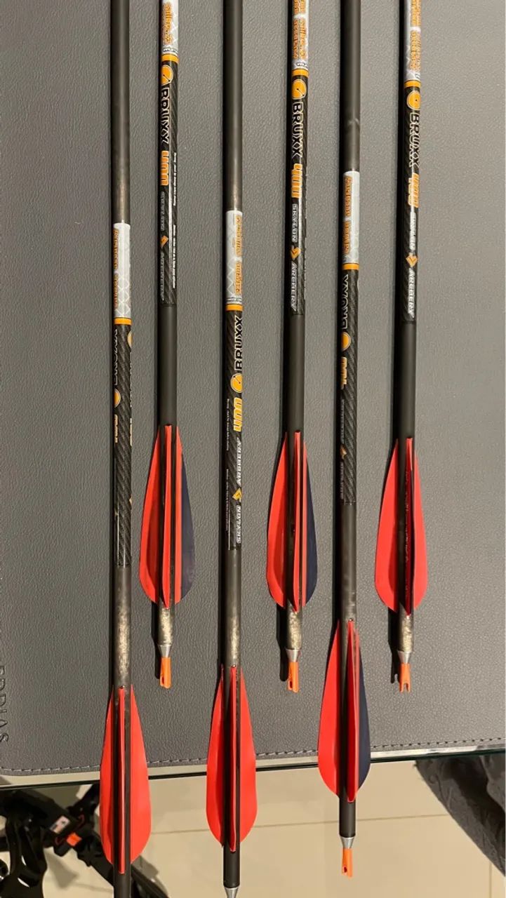 Kit Arco Composto Bowtech Sniper Completo - Mira, Flechas, Acessórios e Bolsa - Foto 3