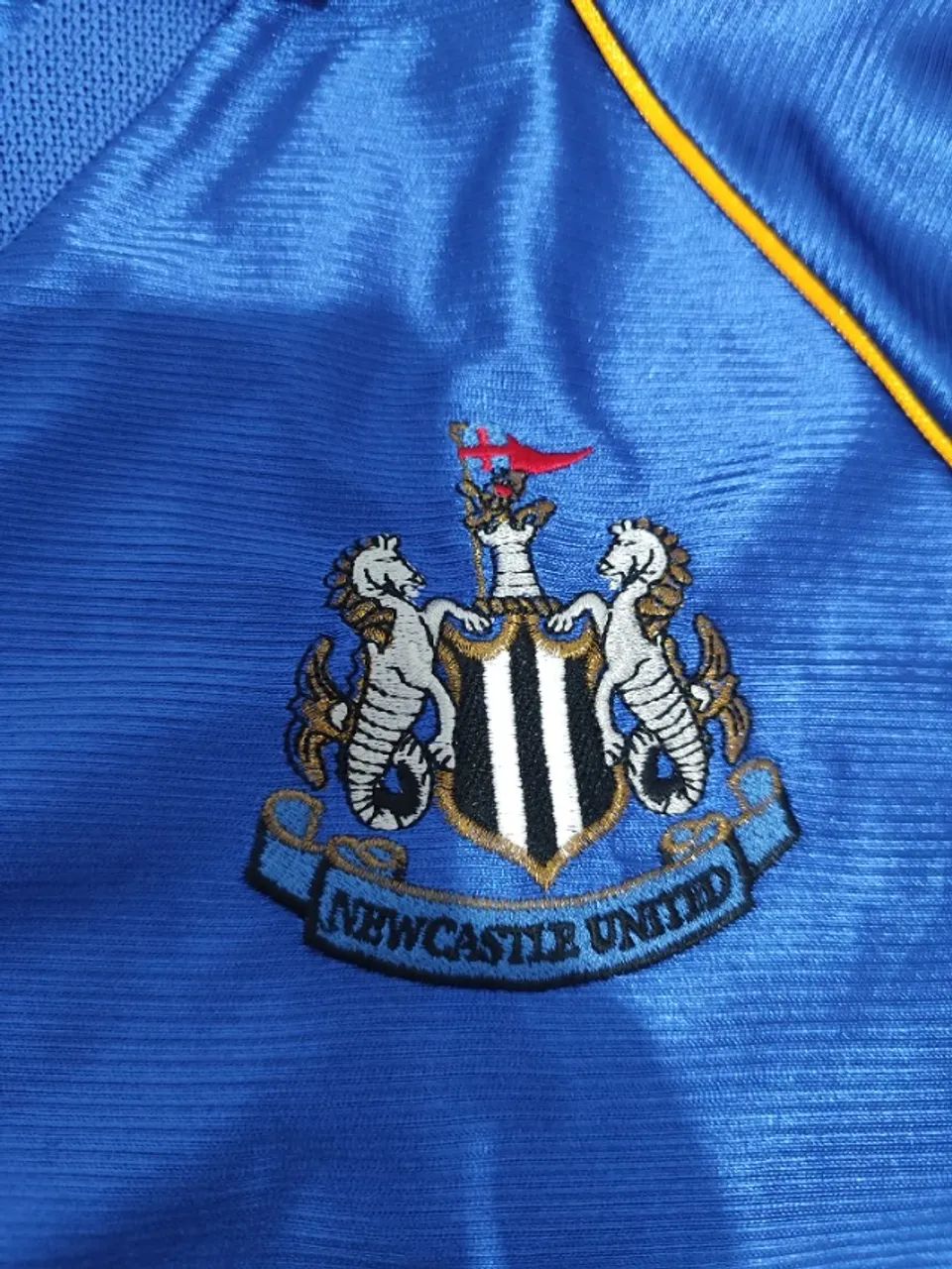 Camisa Newcastle United 1998 Original da Época - Esportes de