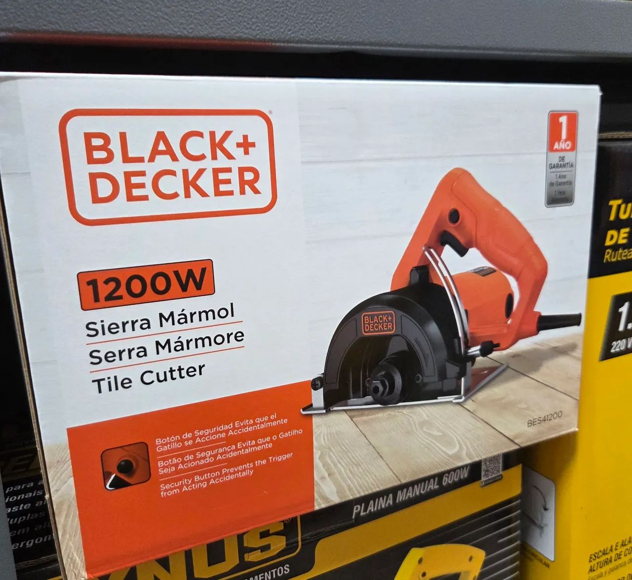 Serra mármore Black&Decker 