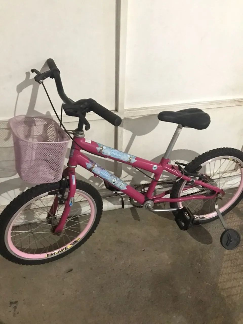Bicicleta Infantil Frozen Aro 20 com Cestinha e Rodinhas