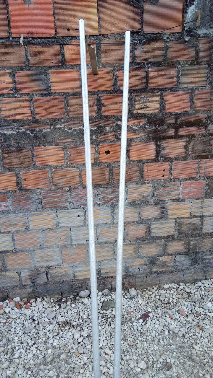 2 aluminum pipes 3/4