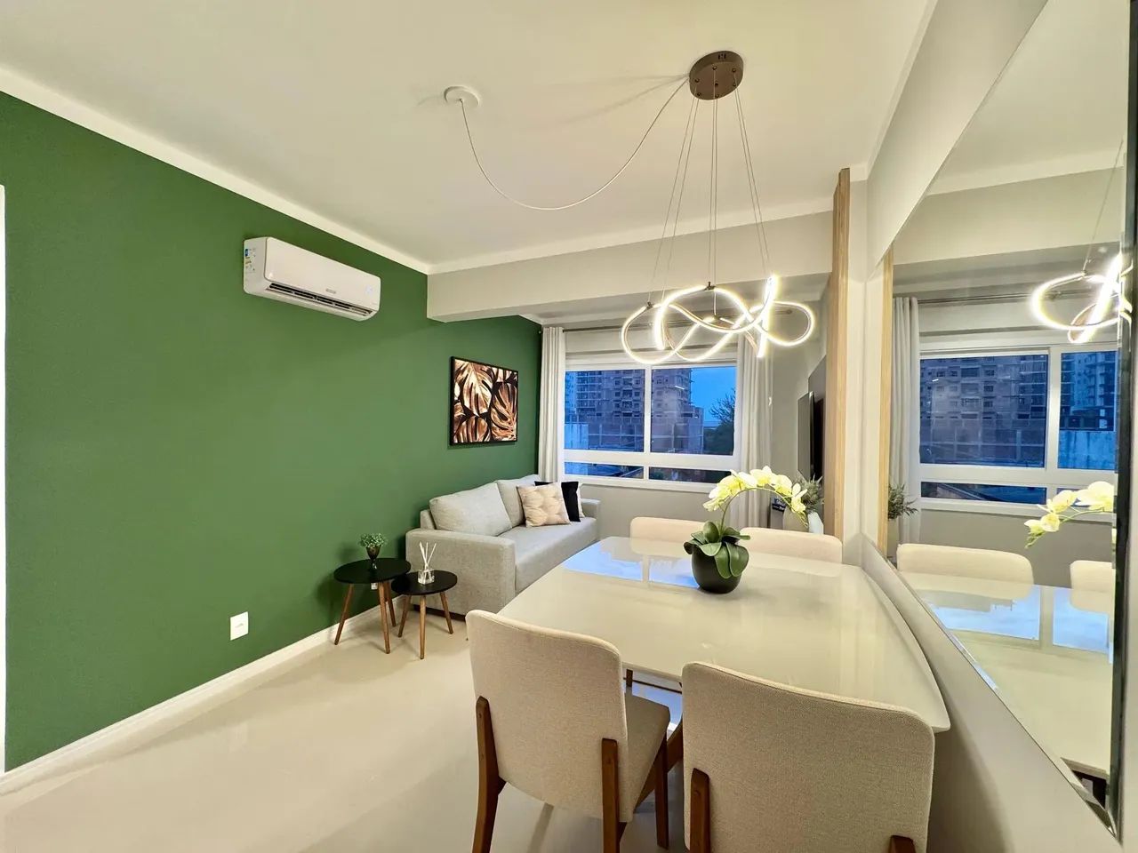 Imóvel de 2 quartos Mobiliado e Decorado no bairro Zona Nova - Capão da Canoa - RS - Foto 2