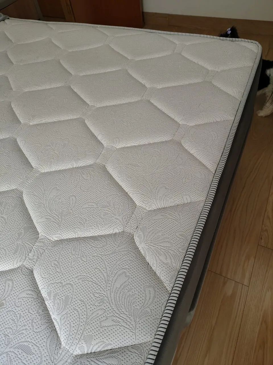 Cama super king 64209946755842120