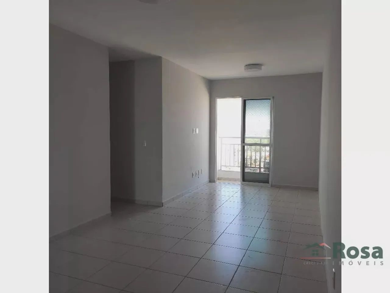 Ótimo apartamento com sacada no Villagio Pompeia, 03 quartos sendo 01 suíte, próximo à Esc