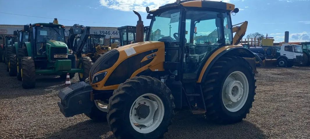 Trator Valtra BH 104 - Foto 5