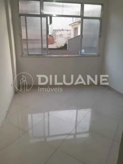 Apartamento - / Residencial / Lins de Vasconcelos