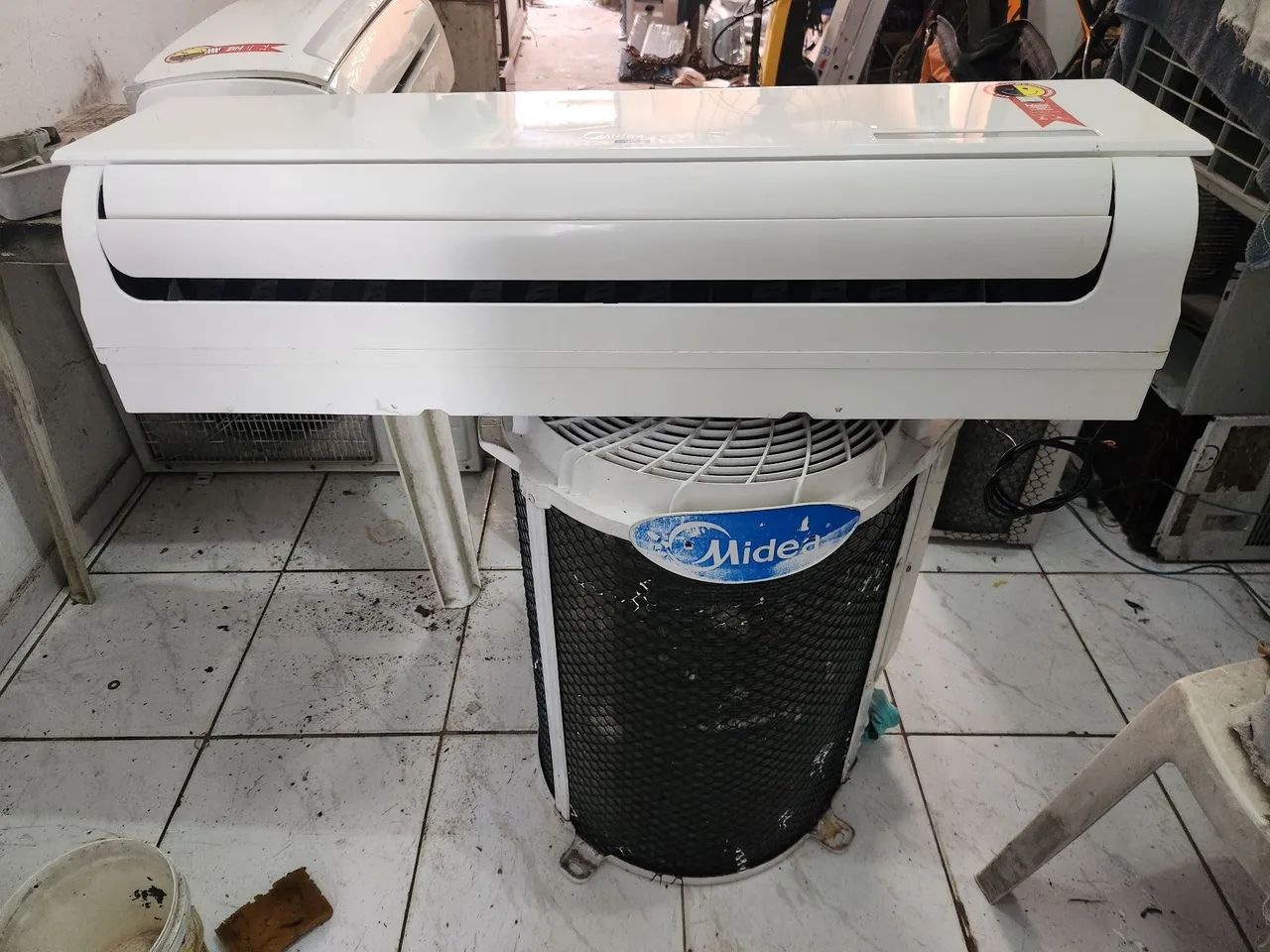 Split springer 22.000 btus 220 volts condensadora de cobre 