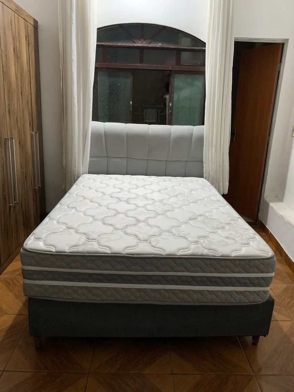 Cama de casal semi nova64291068008451121
