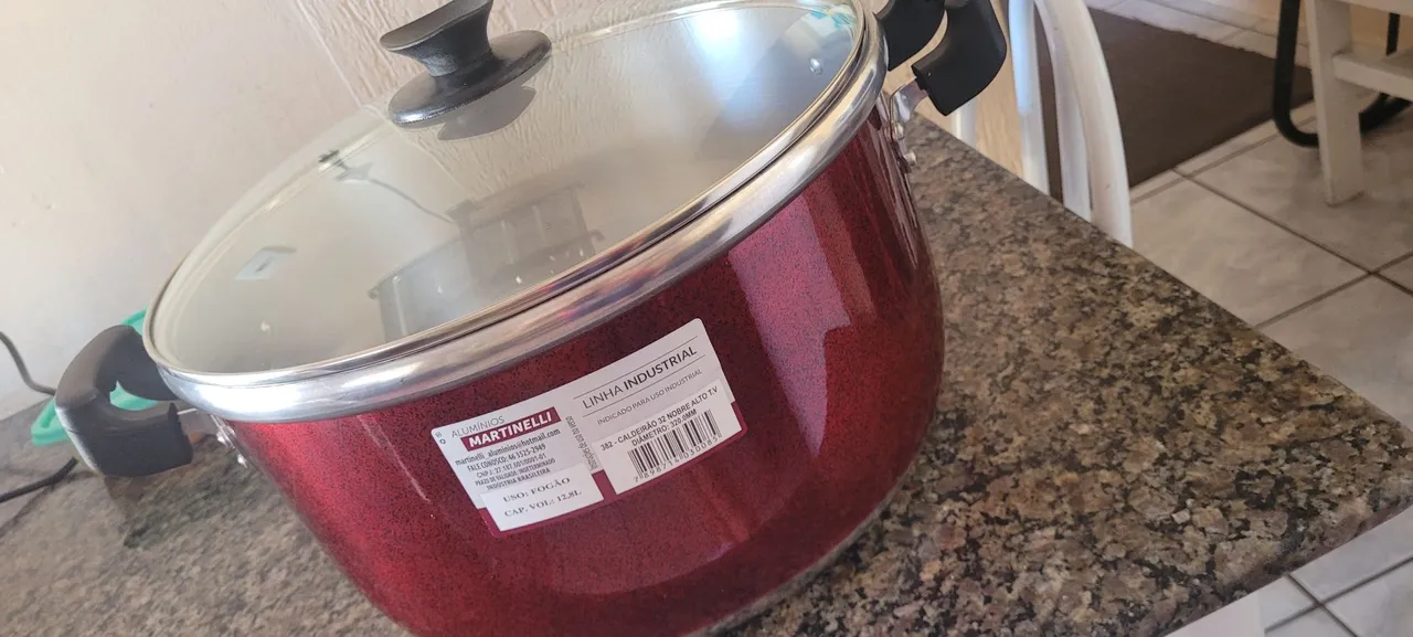 Panela de Alumínio Industrial com Tampa de Vidro