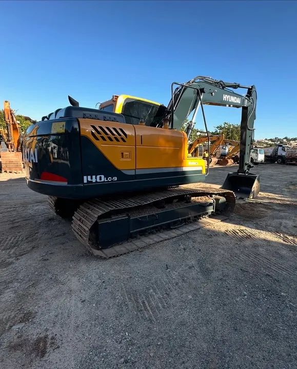 ESCAVADEIRA HIDRÁULICA HYUNDAI - Foto 6