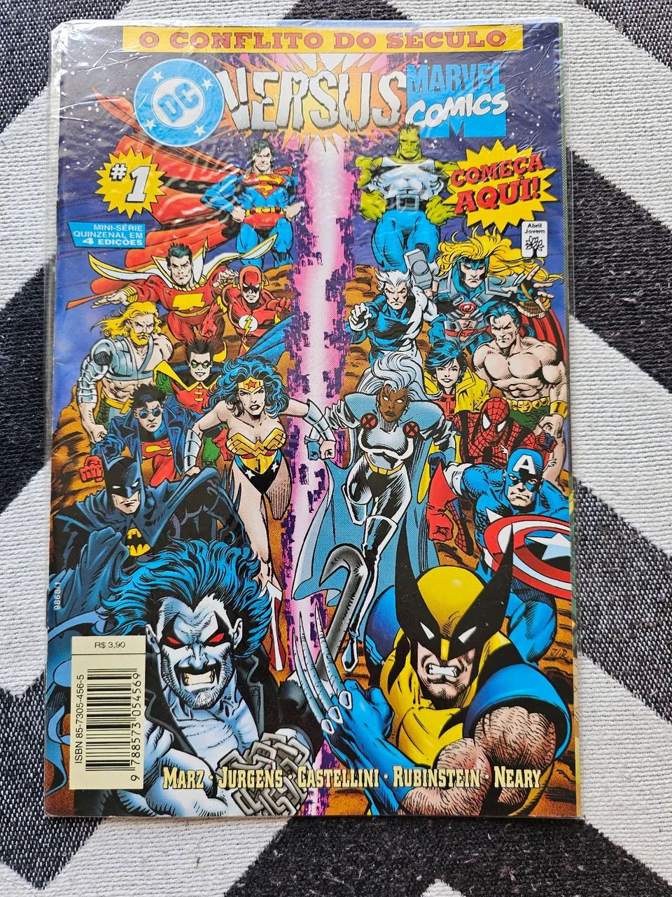 DC versus MARVEL COMICS  - Volume 1 ao 4