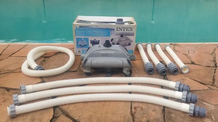 Aspirador robô para limpeza automática de piscina Krystal Clear - Foto 2