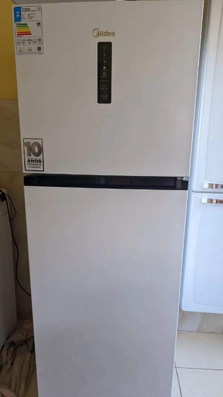 Geladeira Midea Frost Free Duplex, 347L