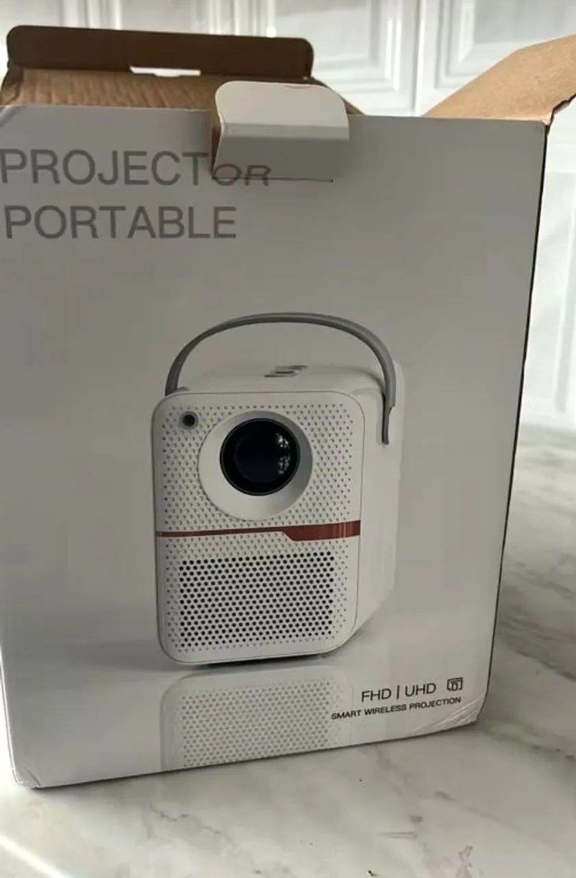 ÚLTIMO DO ESTOQUE!! MINI PROJETOR SMART HONGTOP P10 HD720P ANDROID 10 + BRINDES - Foto 2