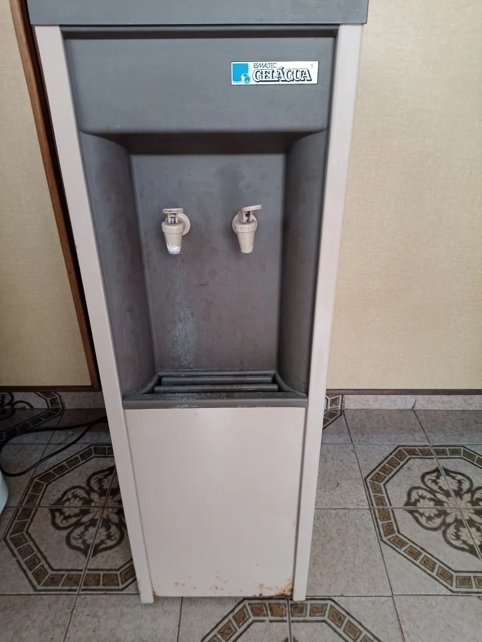Bebedouro Gelágua Esmaltec