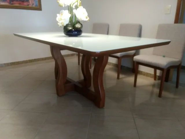 Mesa de Jantar Elegante, Tampo com vidro Off White, Pés em Madeira - Foto 5