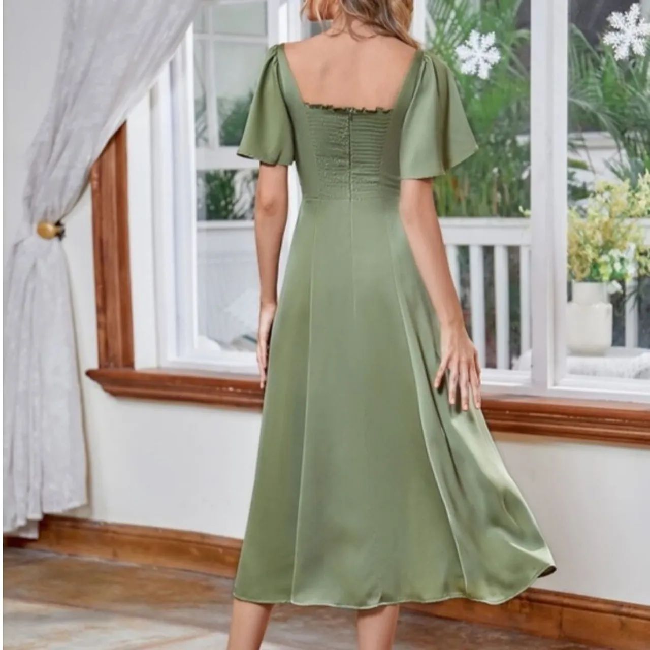 Vestido midi verde topo cetim shein  - Foto 4