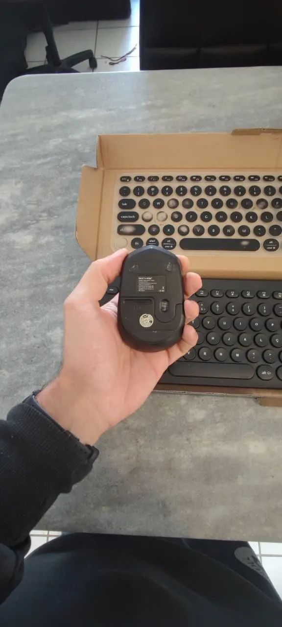 Teclado e mouse wifi TC231 Multilaser (sem fio) - Foto 2