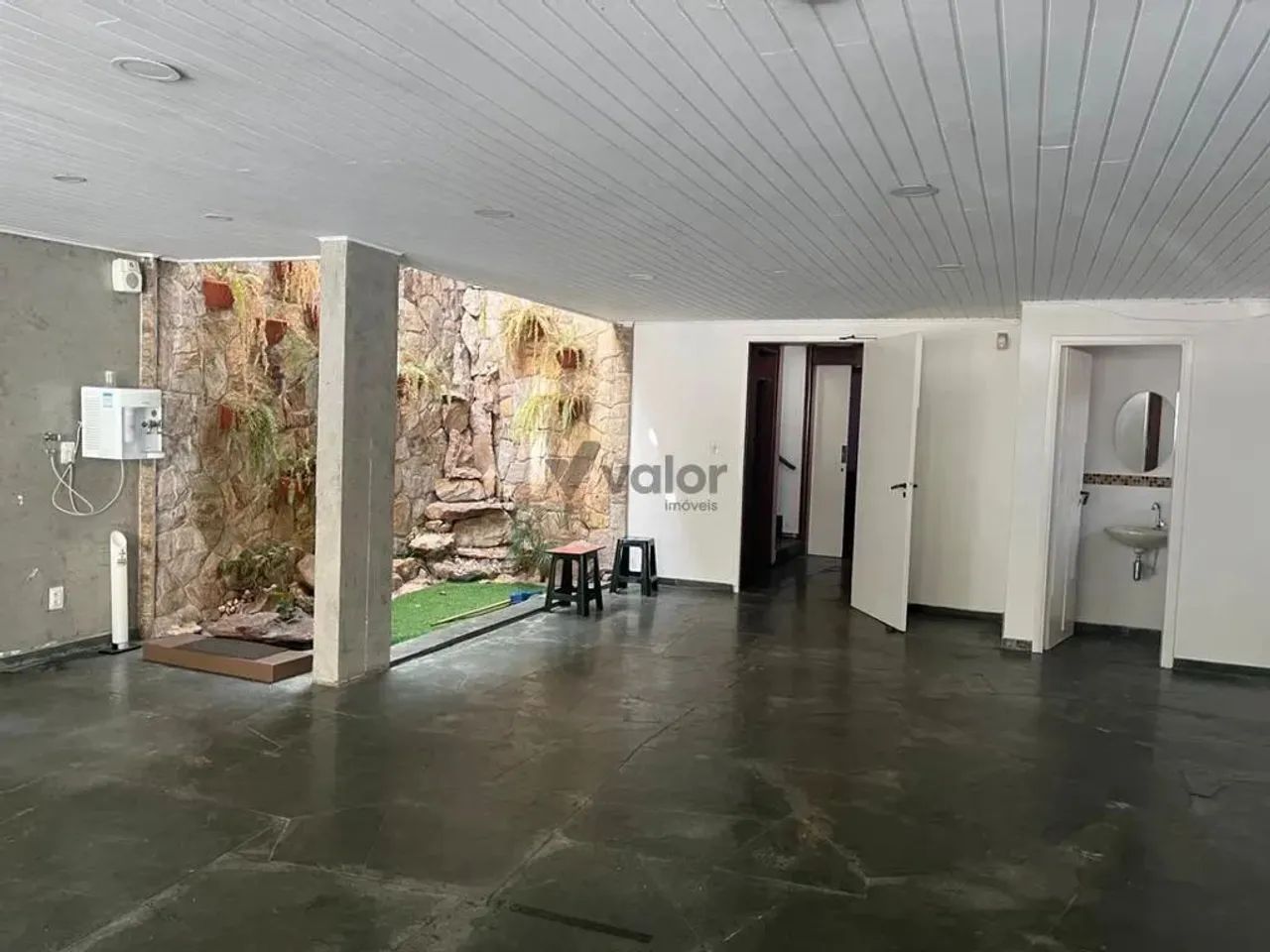 Casa para alugar em Campinas, Cambuí, com 3 quartos, com 223.65 m² - Foto 2