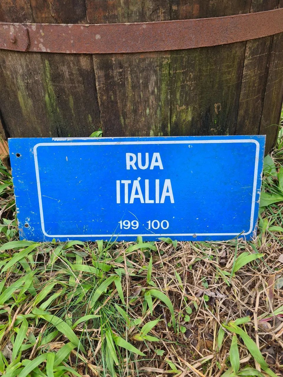 Placa antiga de rua