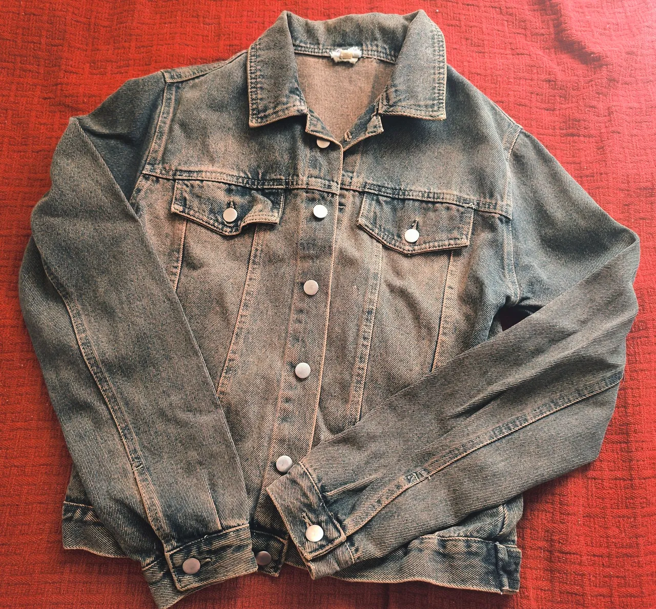 Jaqueta Jeans Vintage - Estilo e Conforto!