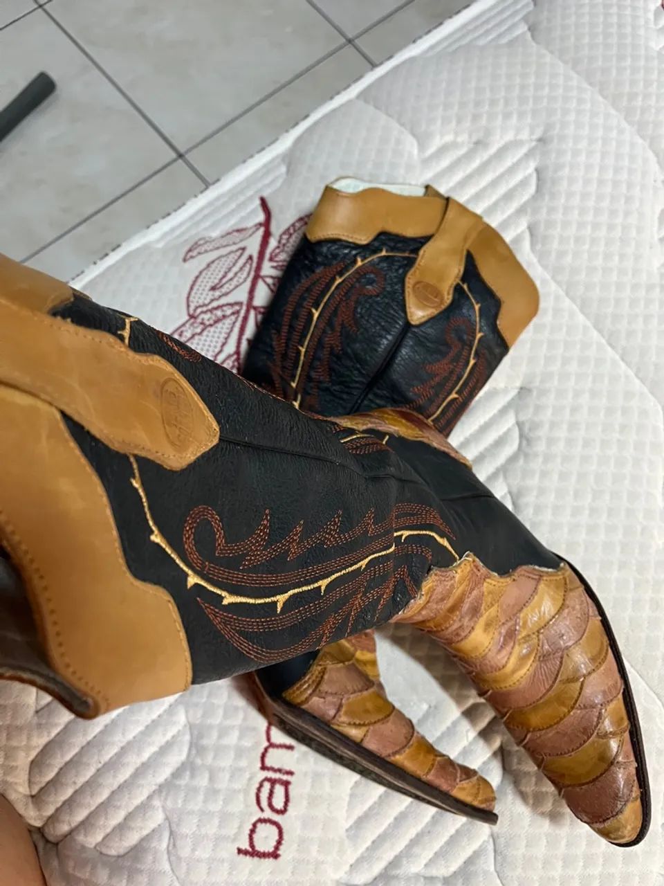 Bota Texana Escamada Feminina 