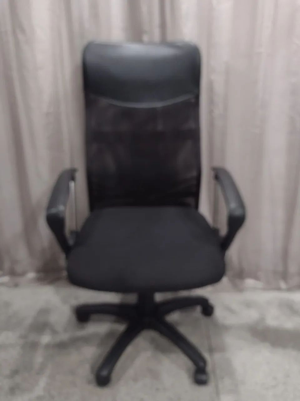 Cadeira de Escritório Ergonômica Preta - Foto 2