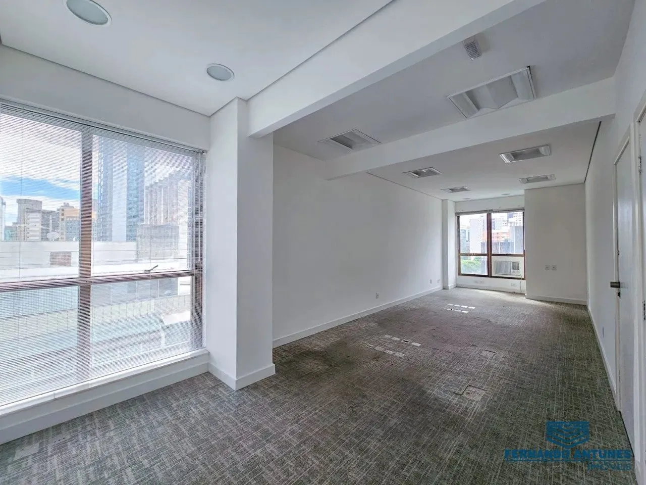 Sala para aluguel, 58 m² na Savassi