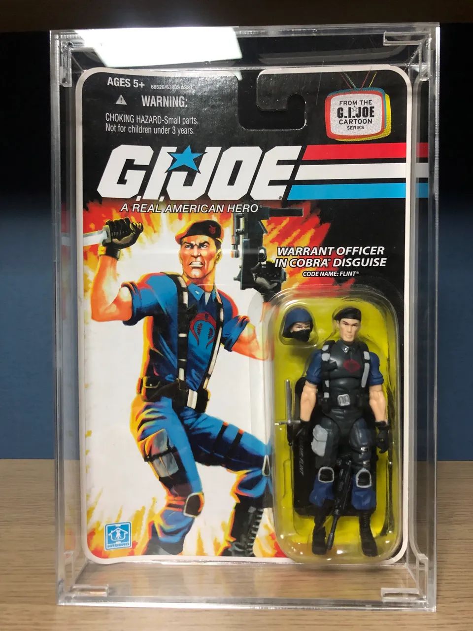 Boneco Gi Joe Hasbro Flint, lacrado e com case de acrílico 