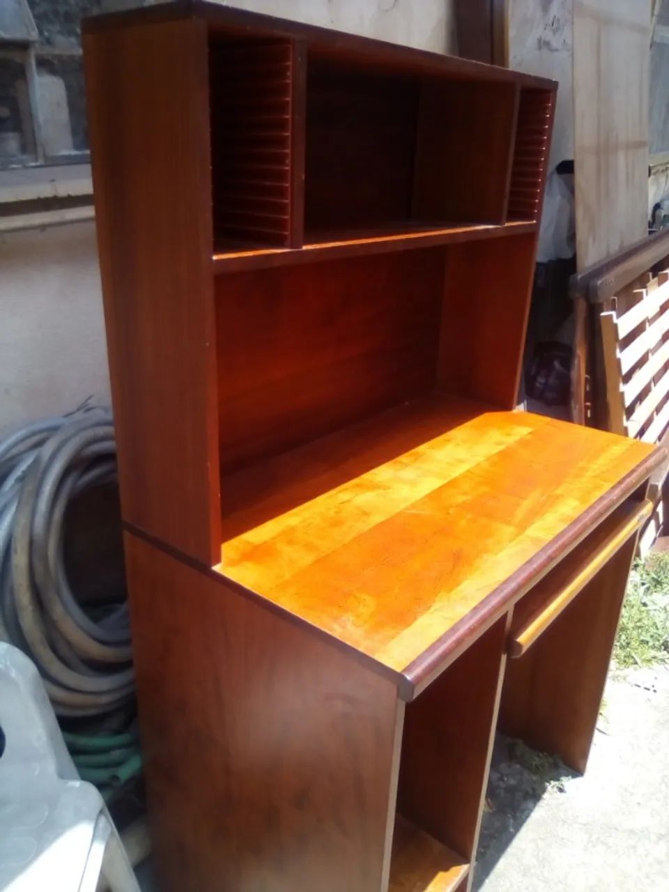 Lindissima Mesa de computador madeira maciça envernizada .64872308923778121