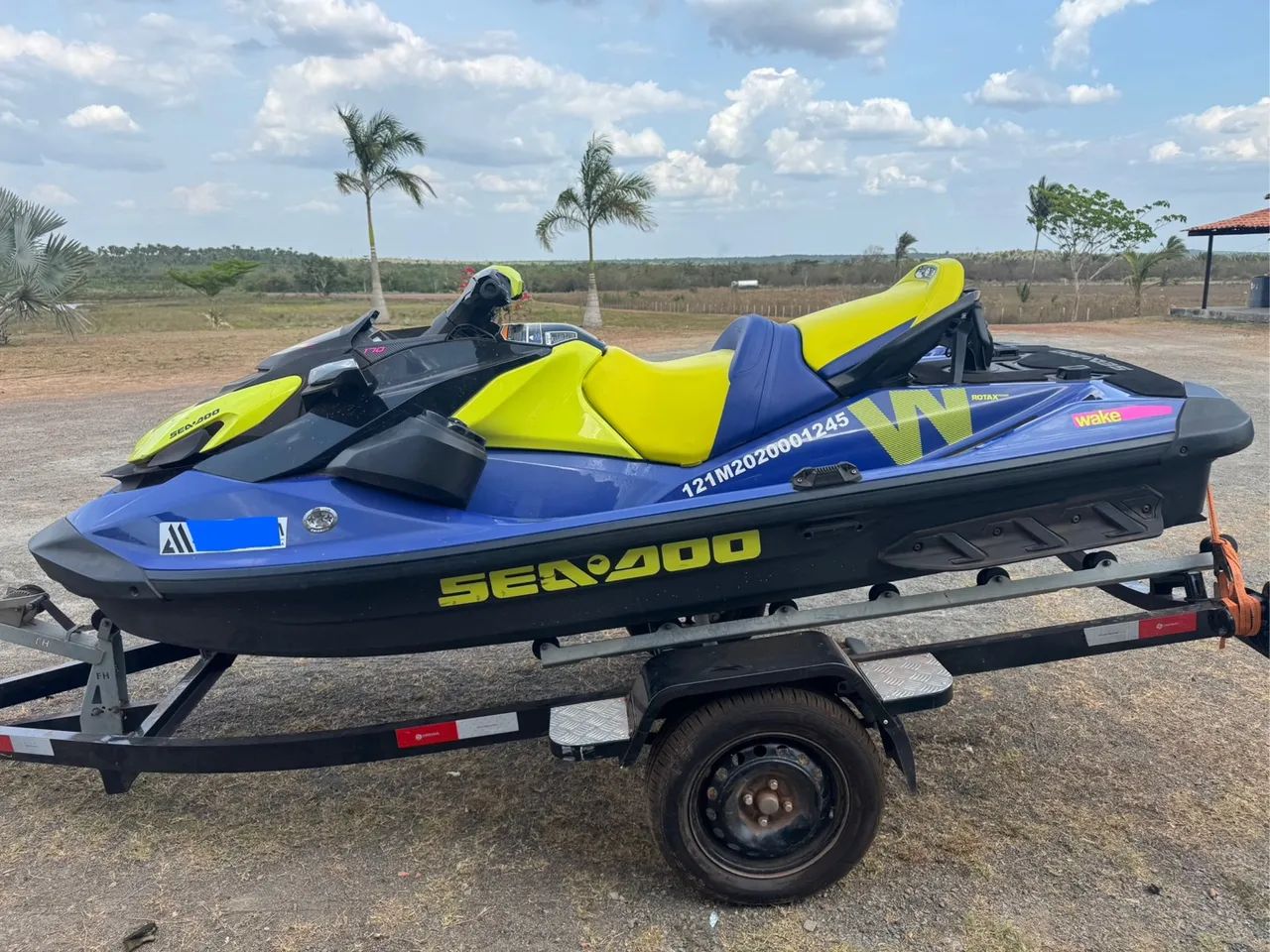 Vendo jetski  wake seadoo 2021