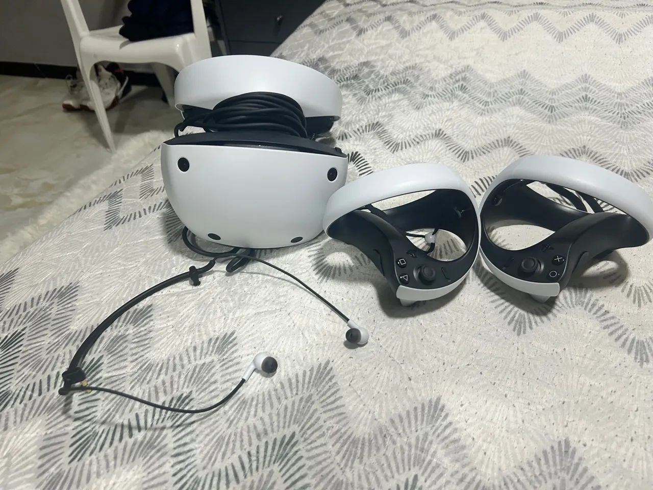 PlayStation VR2 - semi novo, usado apenas 3 vezes - Foto 3