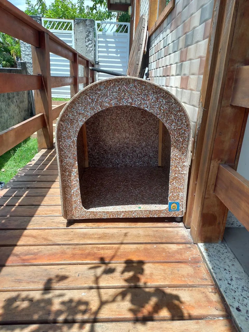 Casinha para cachorro ecológica