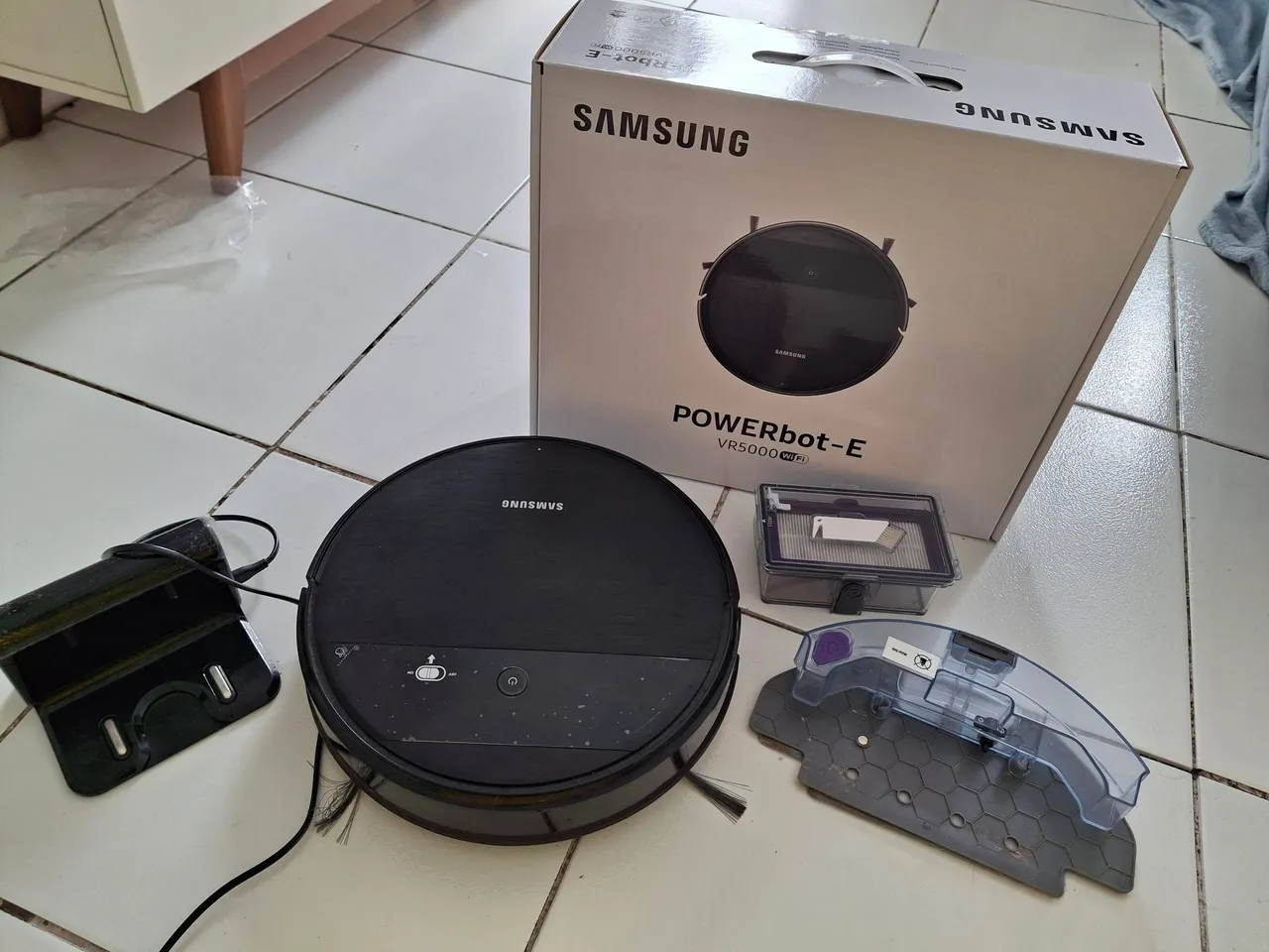 Robô aspirador de pó Samsung Powerbot-E VR5000