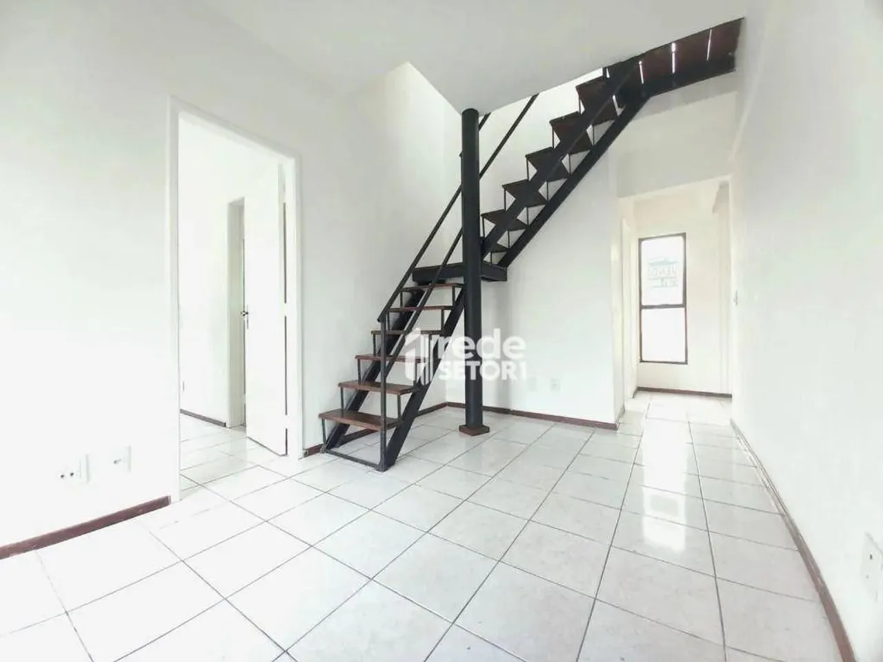 Cobertura com 1 quarto à venda, 72 m² por R$ 300.000 - Centro - Juiz de Fora/MG