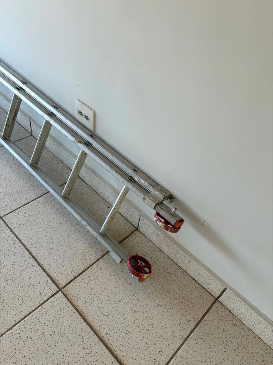 Escada Alumínio  - Foto 4
