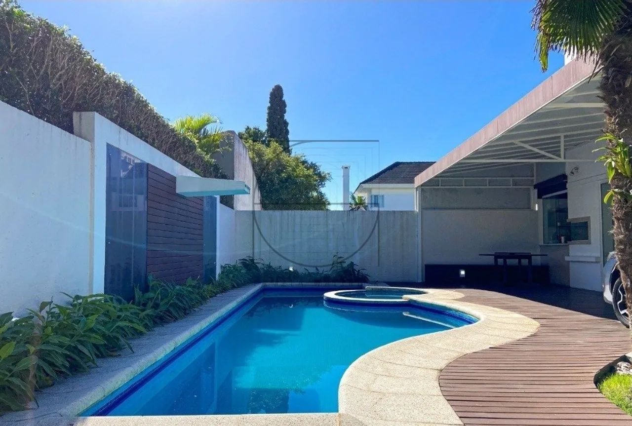 Casa à venda em Jurerê Internacional