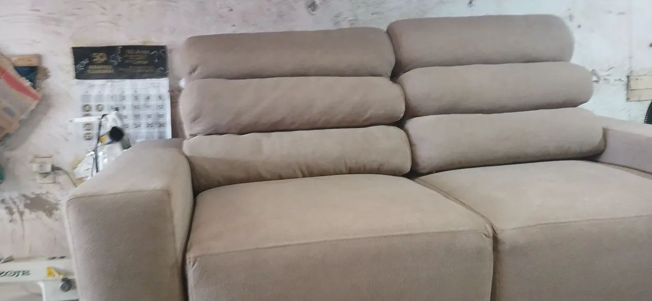 Vendo esse sofá novo por 2500 - Foto 3