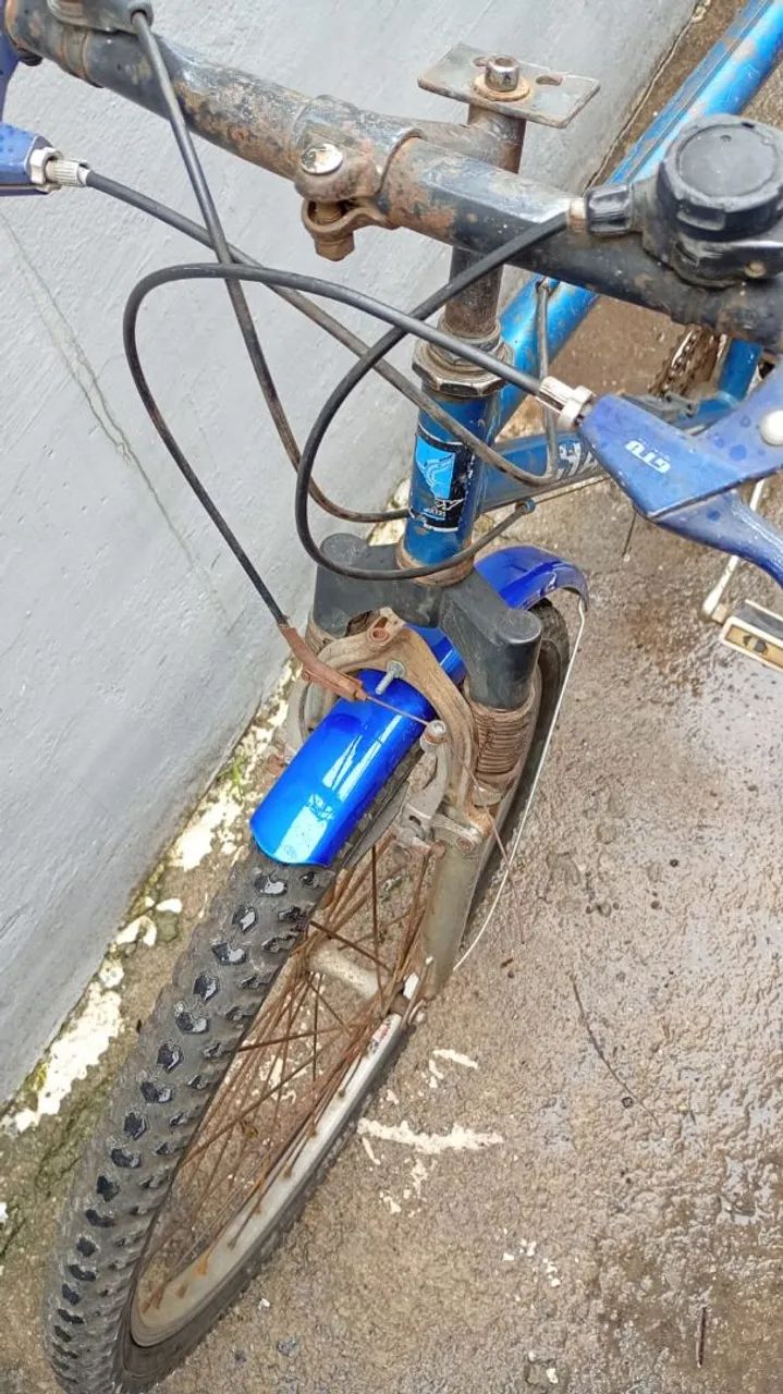 Bicicleta aro 26 com marcha. - Foto 4