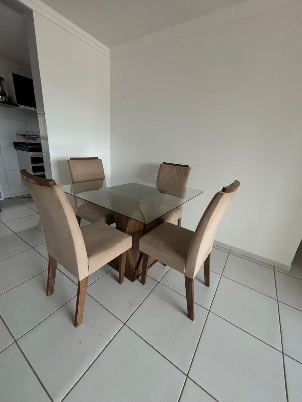 1 Mesa de vidro + 4 Cadeiras - Foto 3