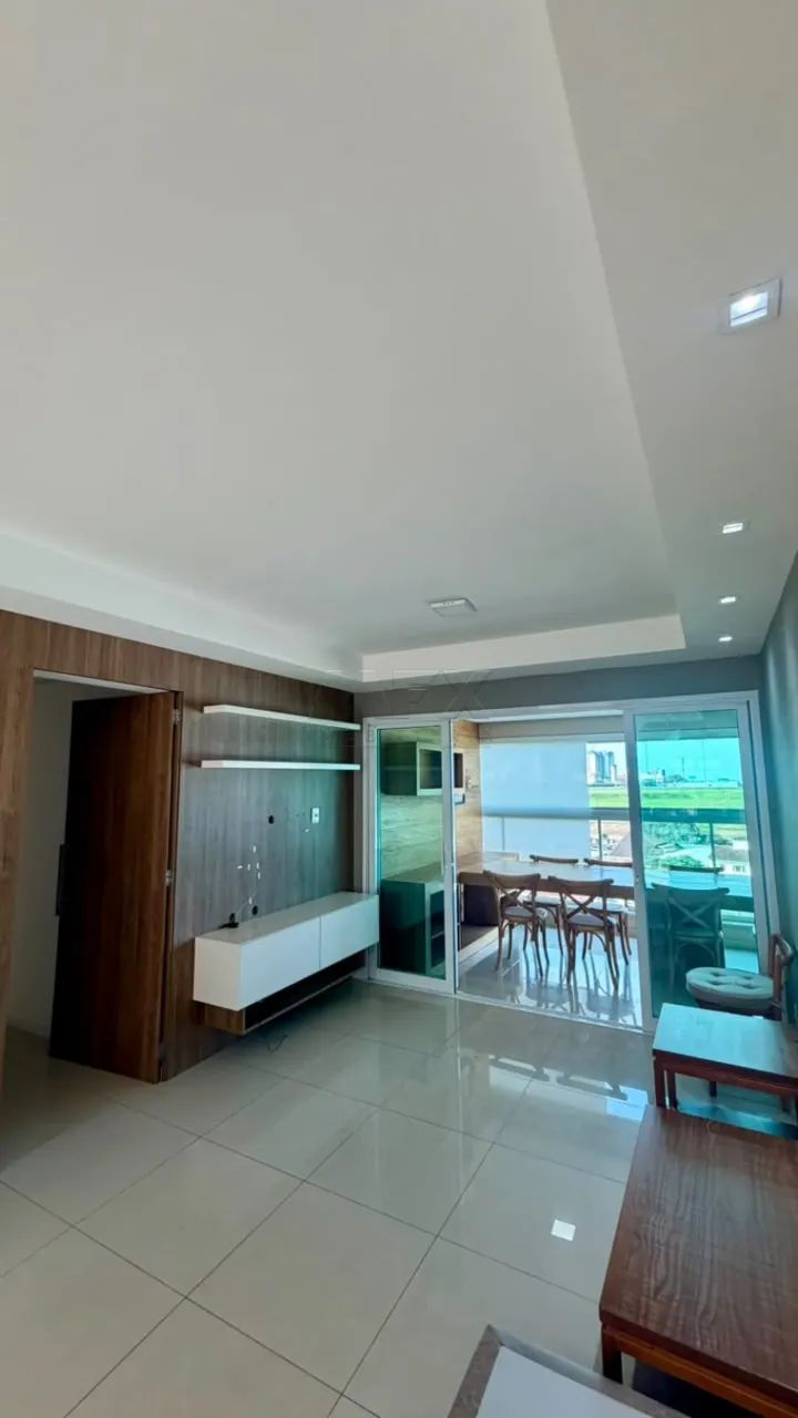 Lindo Apartamento, com 3 suítes