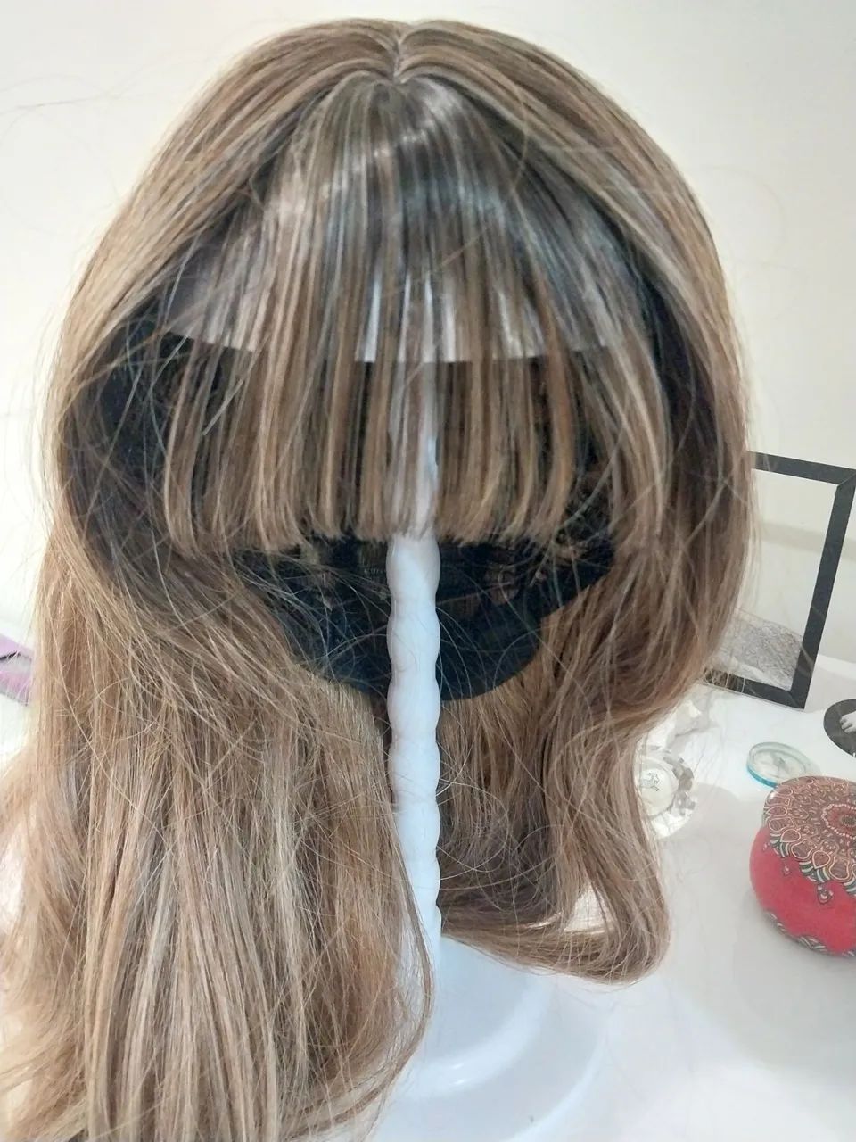 Wig Morena iluminada com franja - Foto 3