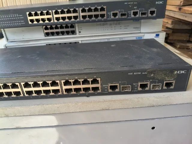 Switch H3C S3100-26TP-EI -;24 portas