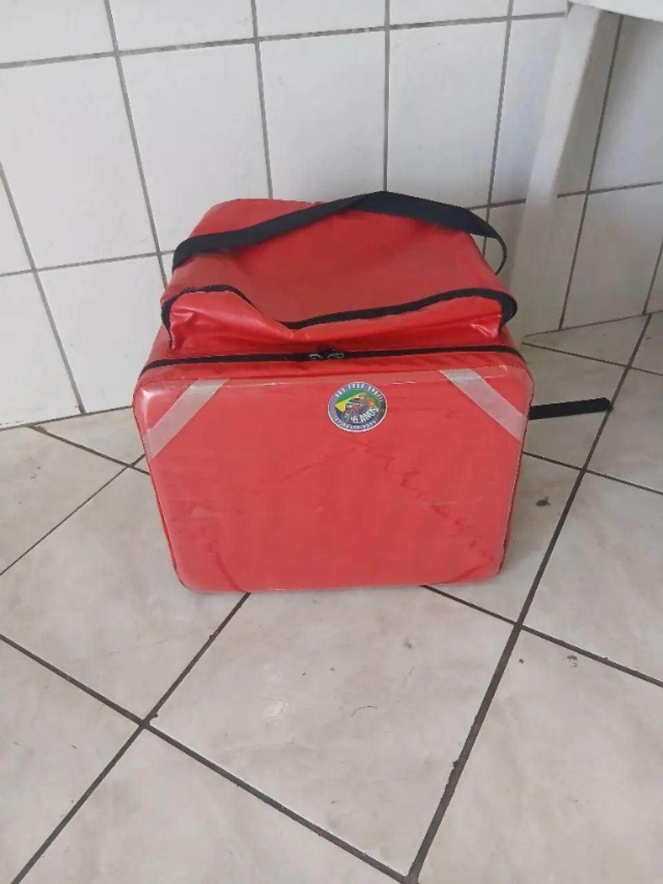 Vendo caixa térmica para ifood bara  - Foto 2