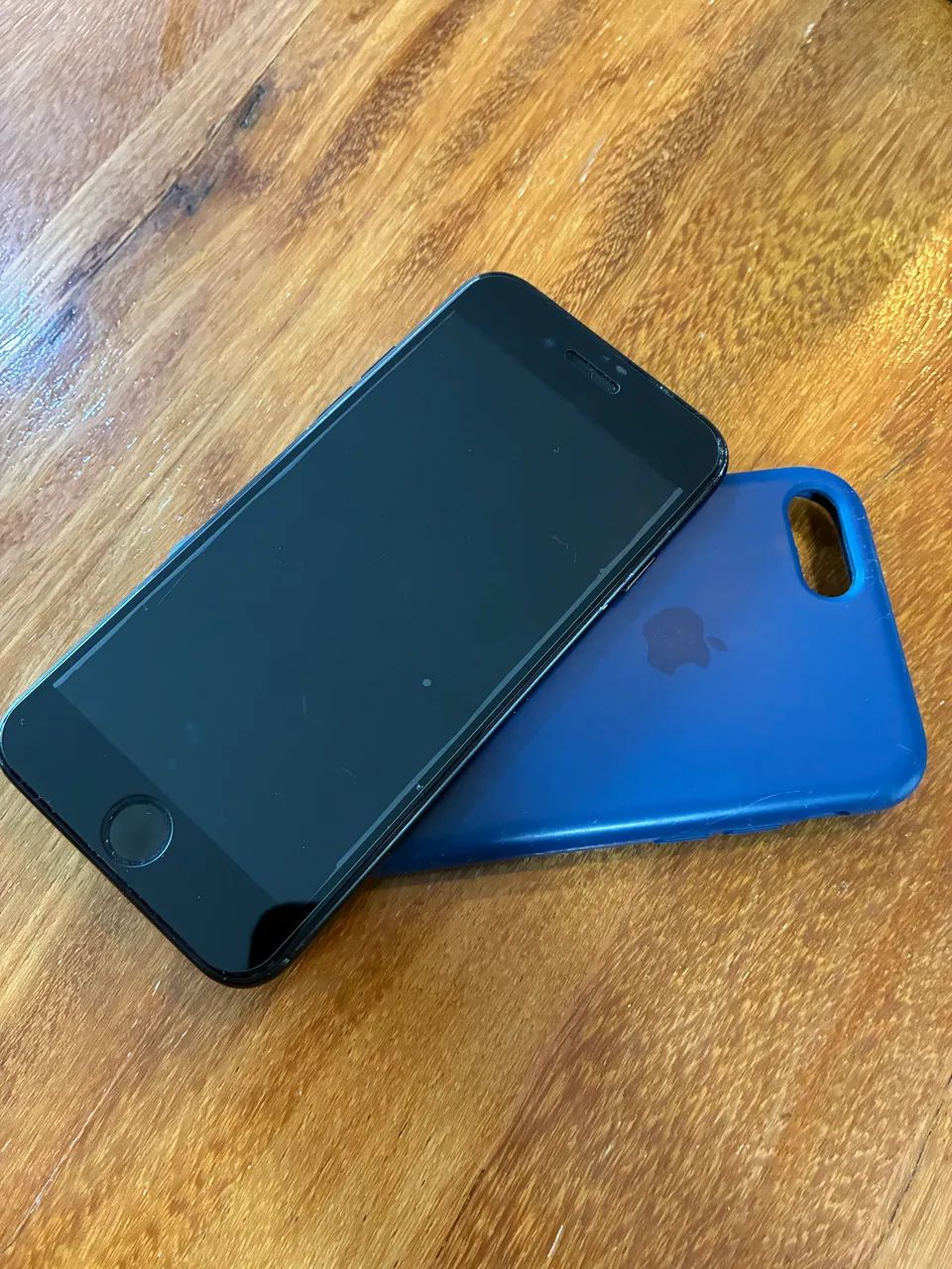 iPhone SE 64GB ? Original, muito conservado + caixa - Foto 5
