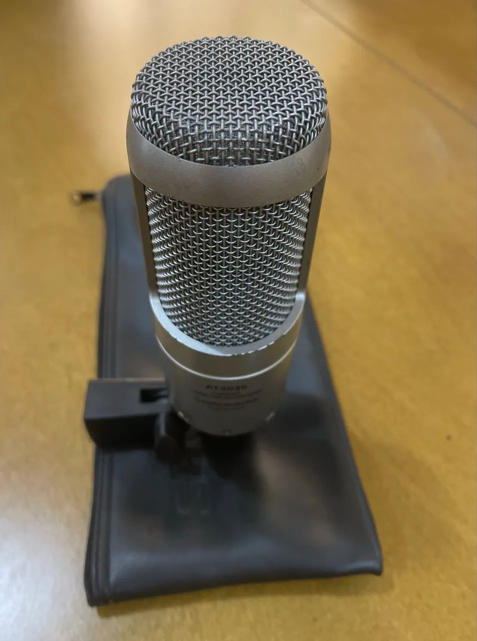 Microfone Condensador Audio Technica AT3035 - Foto 4