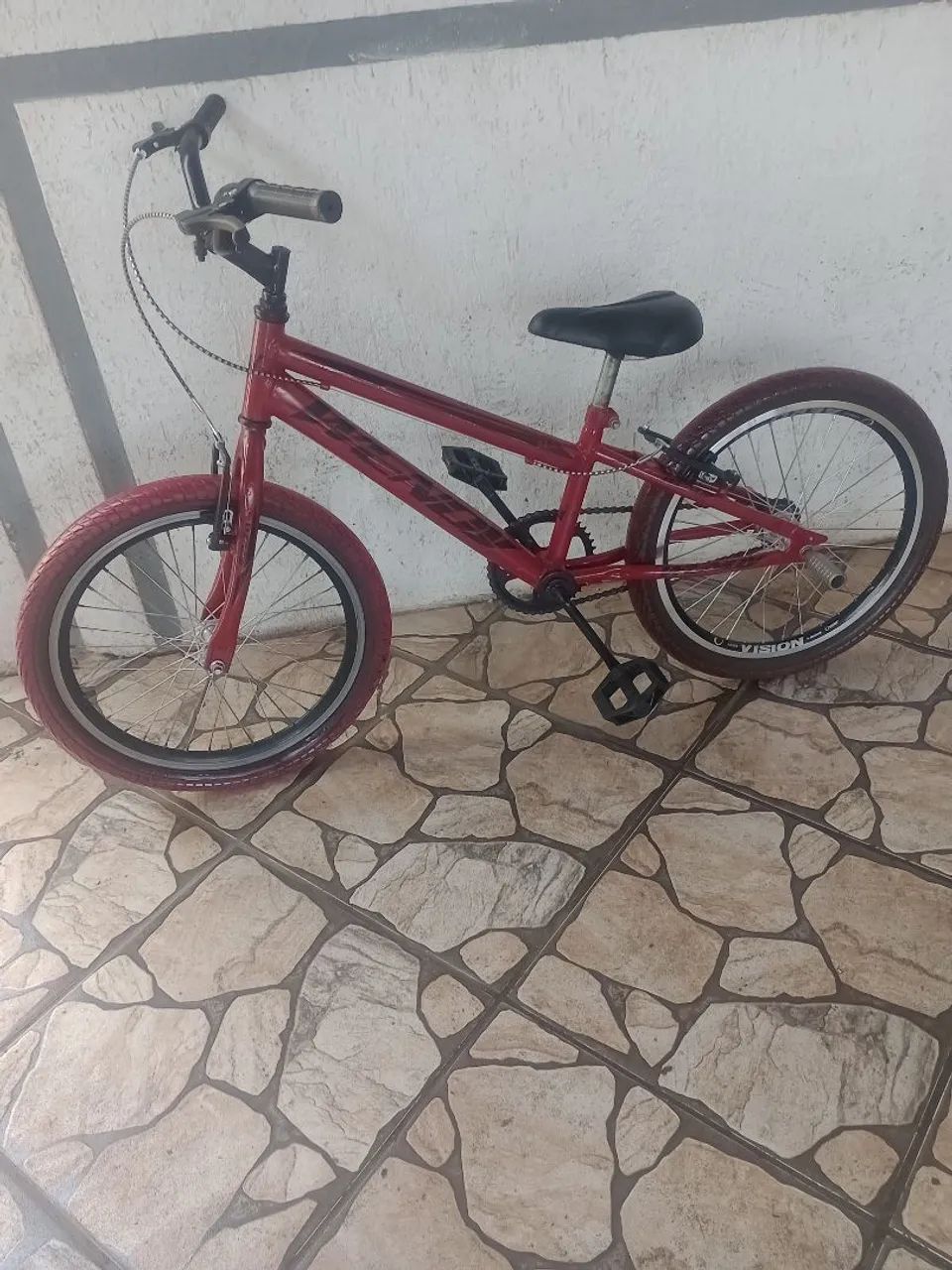 Bicicleta aro 20 em ótimas condições de  - Foto 2