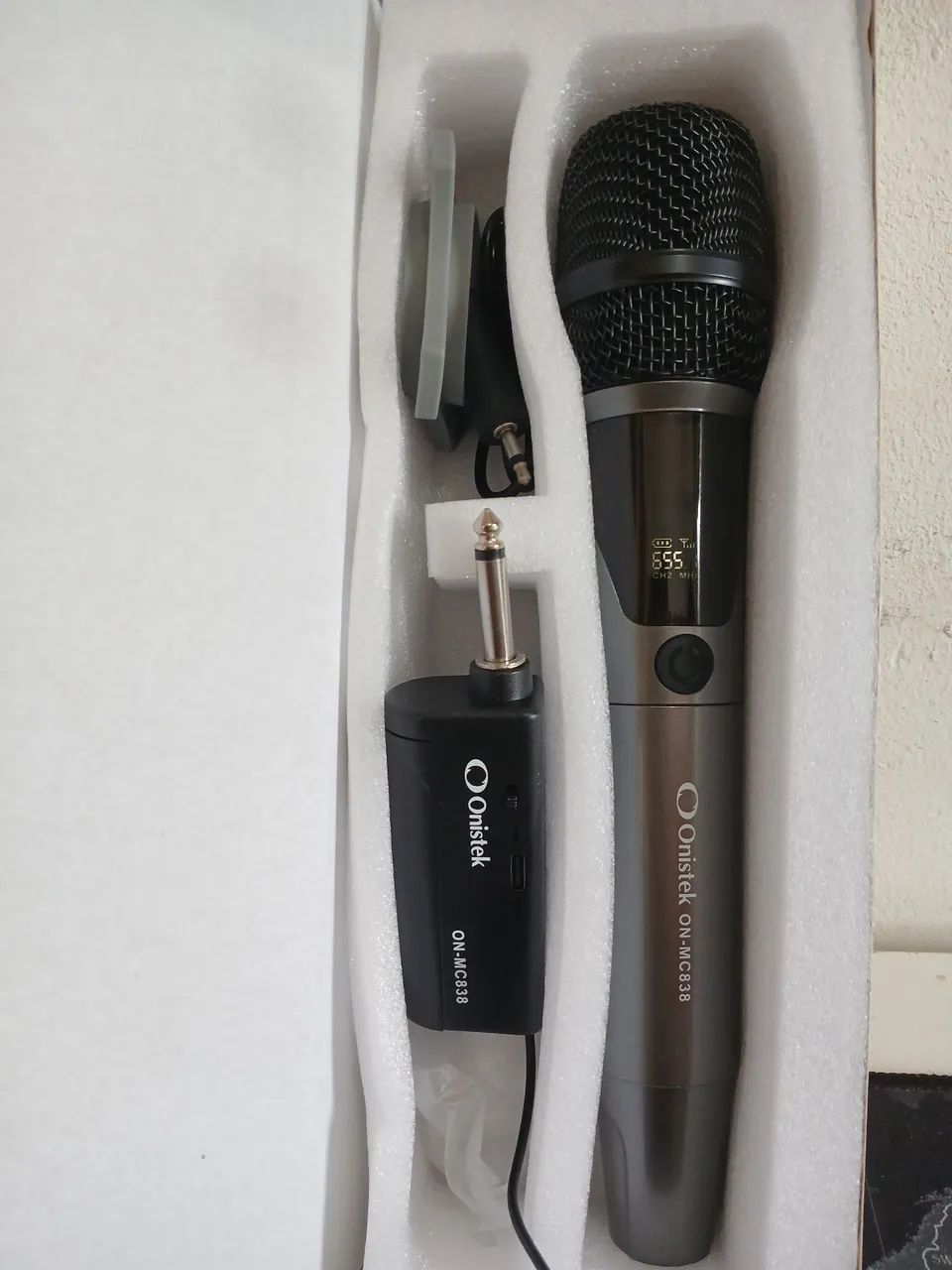 Microfone sem fio UHF recarregável USB-C / SUPER PROMOÇÃO  - Foto 2