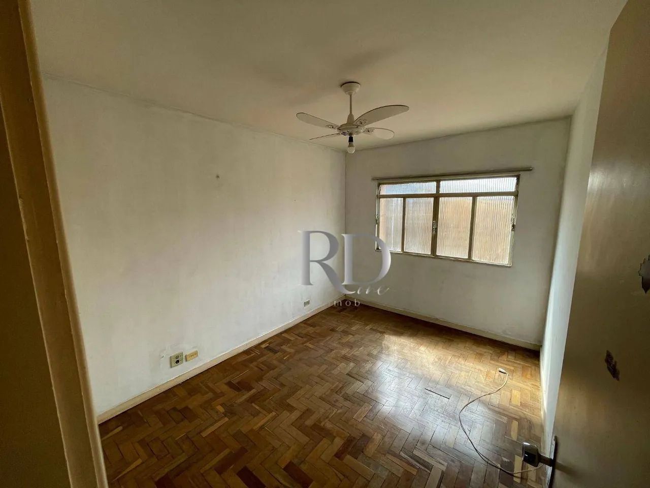 Apartamento no Centro de Londrina com 3 Quartos e Condomínio Baixo - Foto 3